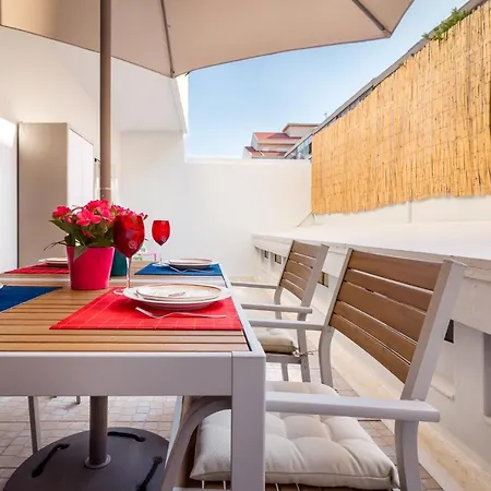 Exquisite Retreat In A Traditional Area Of Porto Exterior photo
